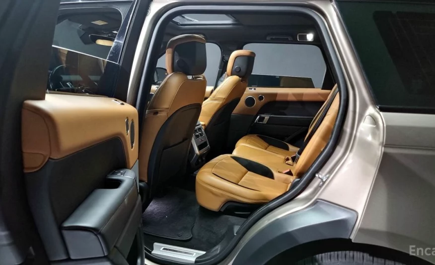 Land Rover Range Rover Sport 3.0 SDV6 HSE Dynamic 2018 года с пробегом 273857 км