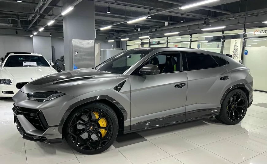 Lamborghini Urus 4.0 V8 Performante 2023 фотография