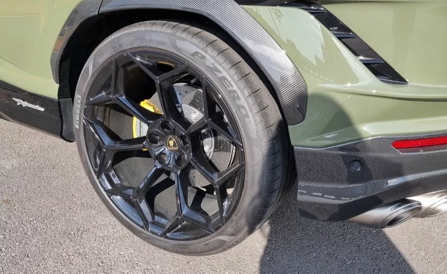 Lamborghini Urus 4.0 V8 Performante 2024 года с пробегом 3927 км