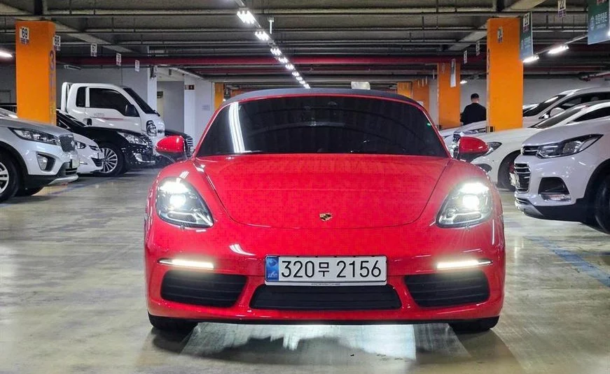 Porsche 718 2.0 2020 года с пробегом 10707 км