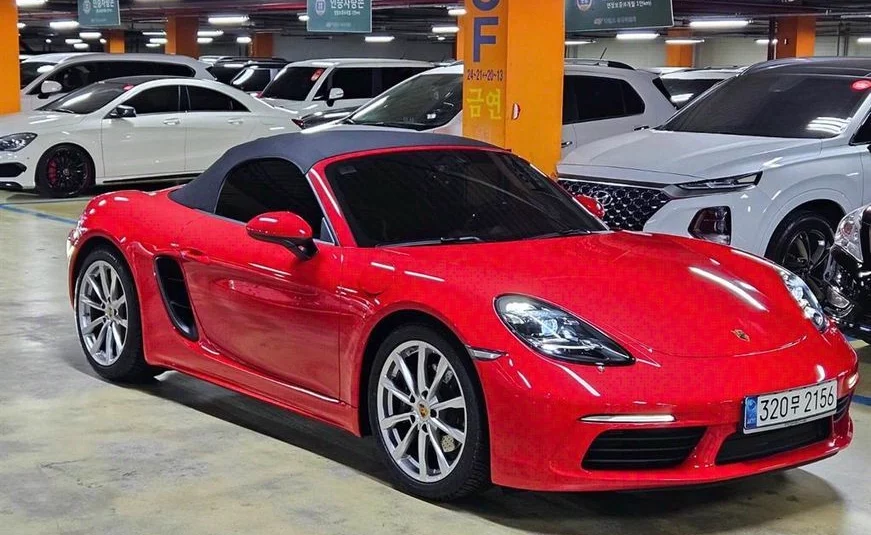 Porsche 718 2.0 2020 года с пробегом 10707 км
