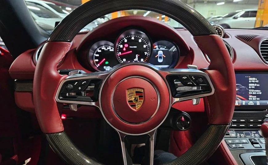 Porsche 718 2.0 2020 года с пробегом 10707 км