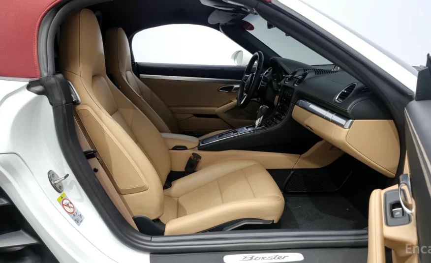 Porsche 718 2.0 2022 года с пробегом 17659 км