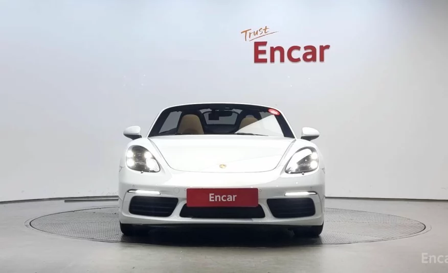 Porsche 718 2.0 2022 года с пробегом 17659 км