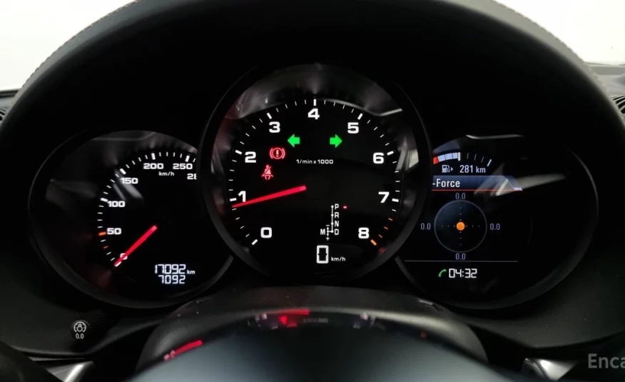 Porsche 718 2.0 2022 года с пробегом 17659 км